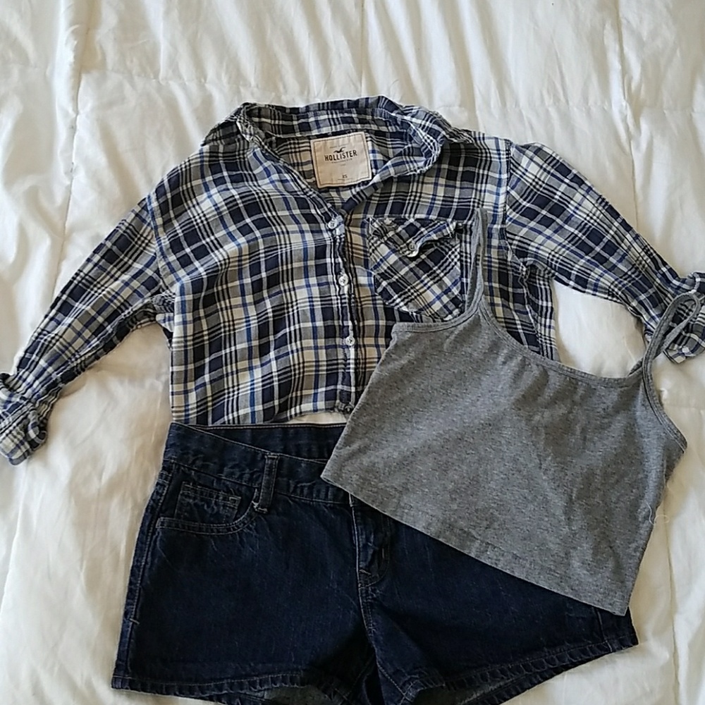 Hollister Blue Plaid Button Up Shirt